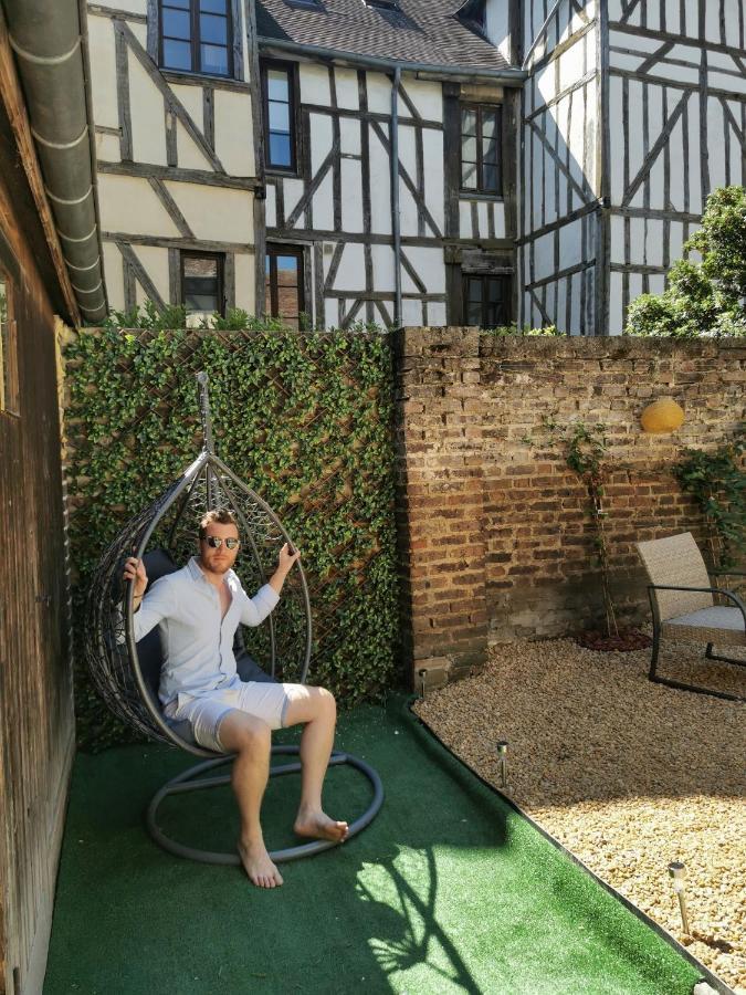 Апартаменты Les Cieux De La Cathedrale - Calme - Jardin - Wifi Труа Экстерьер фото