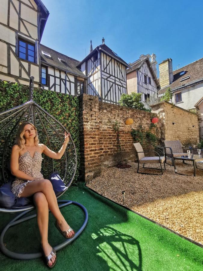 Апартаменты Les Cieux De La Cathedrale - Calme - Jardin - Wifi Труа Экстерьер фото